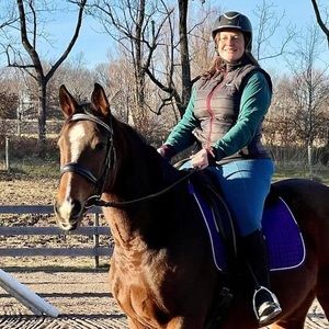 Meet your Posher, Nikki